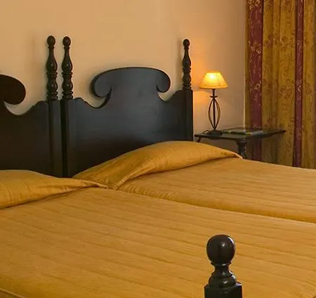 Charming - Quinta Perestrello Hotel