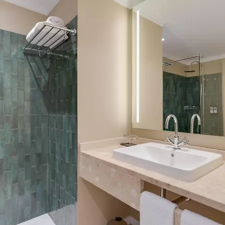 Charming - Quinta Perestrello Hotel