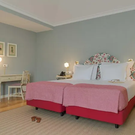 Charming - Quinta Perestrello 4*