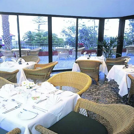 Charming - Quinta Perestrello 4*