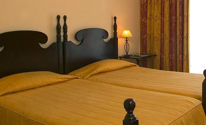 Charming - Quinta Perestrello Hotel