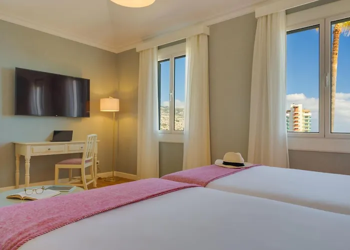 Charming - Quinta Perestrello Funchal (Madeira)