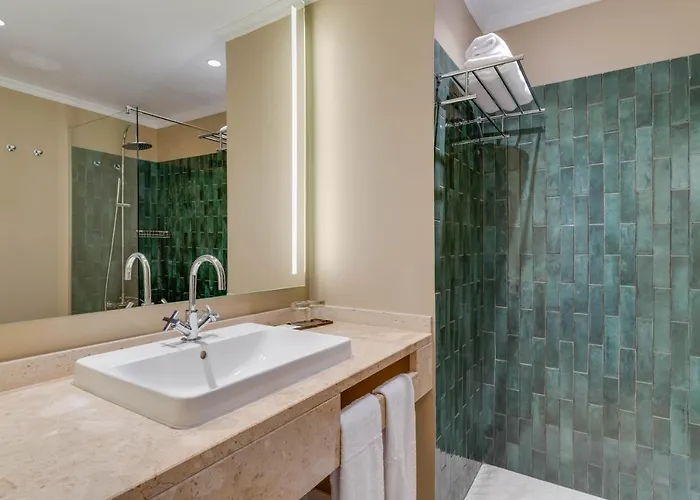 Charming - Quinta Perestrello