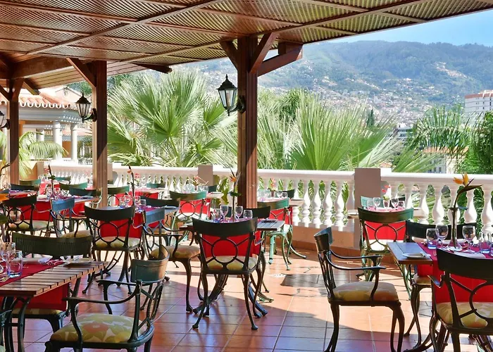 Charming - Quinta Perestrello 4*