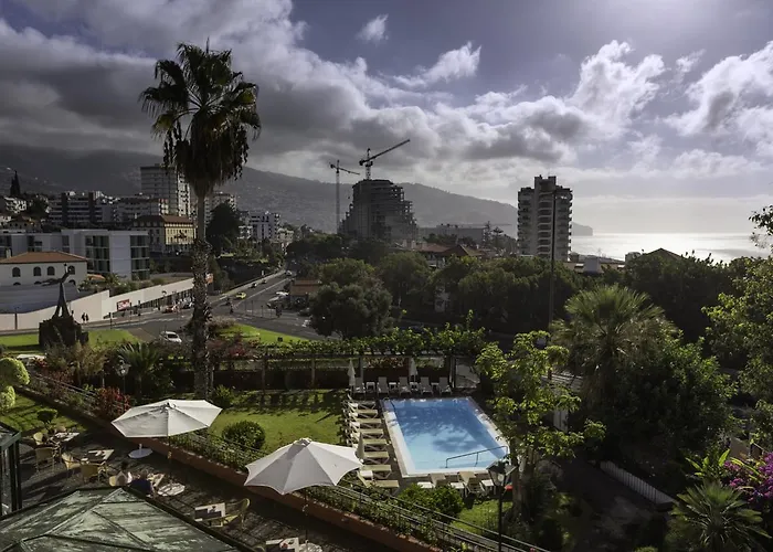 Charming - Quinta Perestrello Funchal (Madeira)